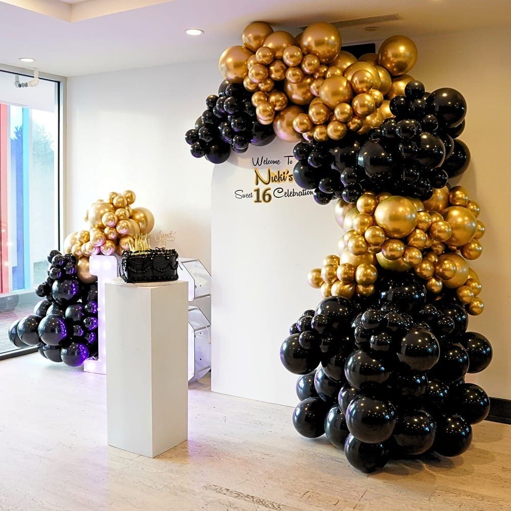 Sweet 16 balloon arch and backdrop party setup in Thornhill Ontario